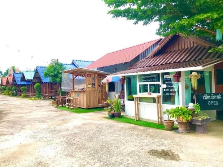 Talad Nam Klong Hae Resort Hat Yai Exterior foto